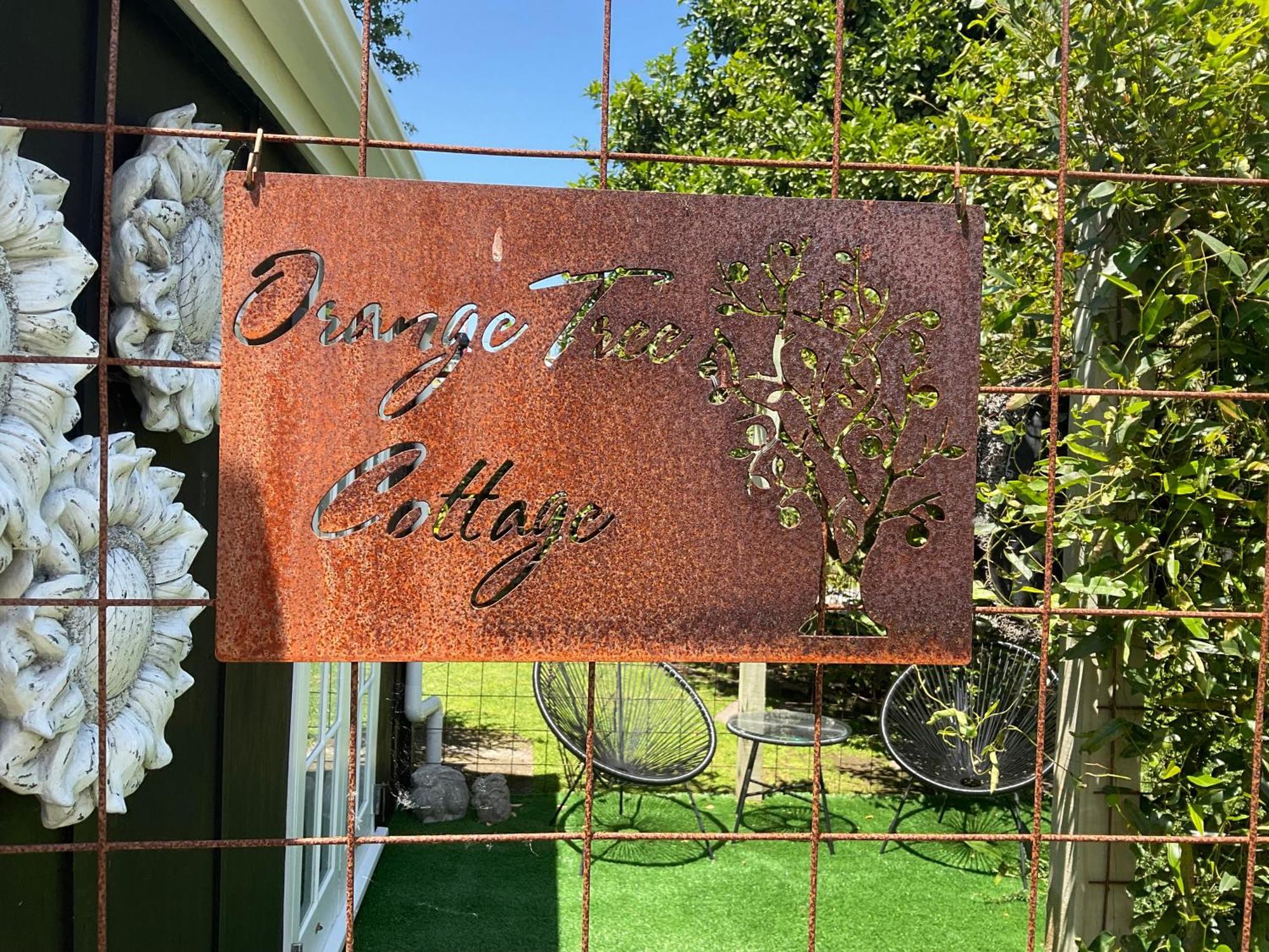 Orange Tree Cottage - Garden Hideaway Whanganui Buitenkant foto